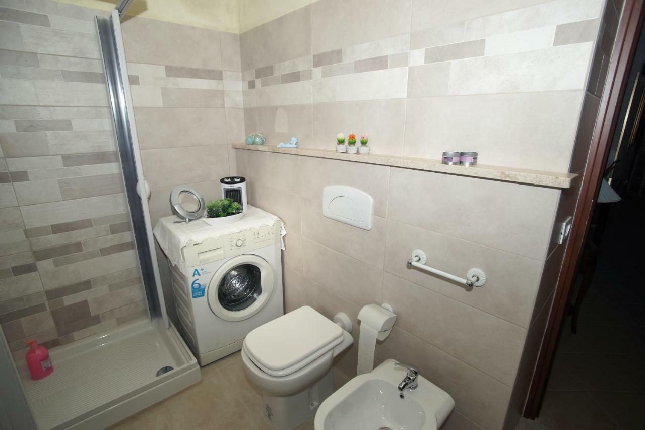 Arcobaleno Apartment Fondi Buitenkant foto