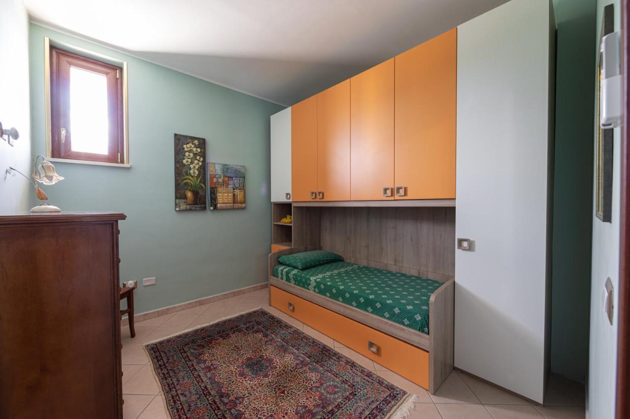 Arcobaleno Apartment Fondi Buitenkant foto